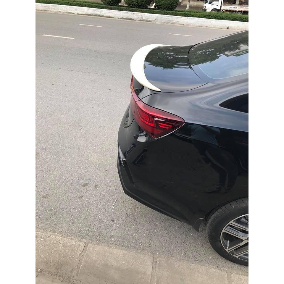ĐUÔI GIÓ LIỀN CỐP CERATO 2019 hàng Mộc