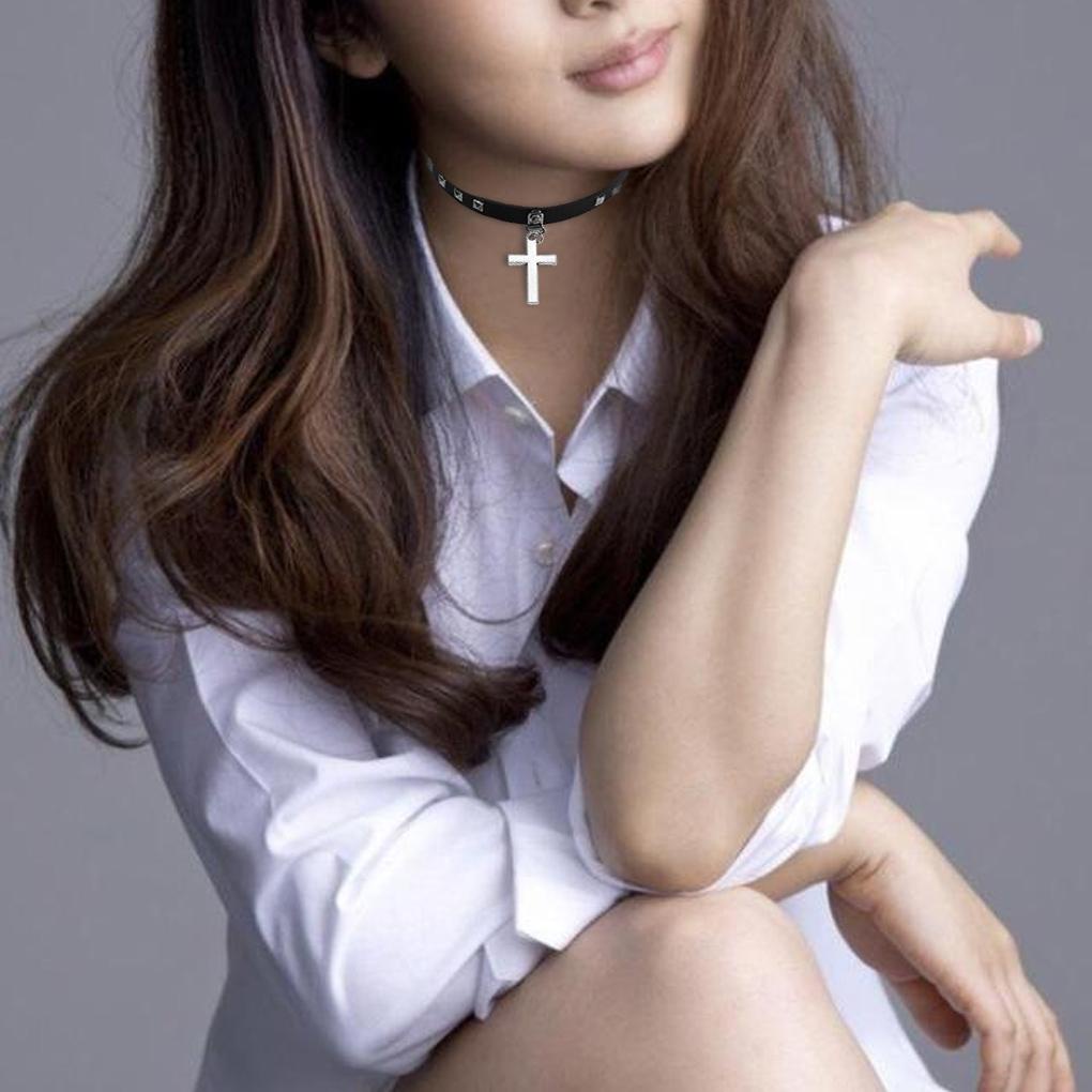 Vòng Cổ Choker Da PU 2 Lớp Đính Trái Tim Phong Cách Gothic Punk