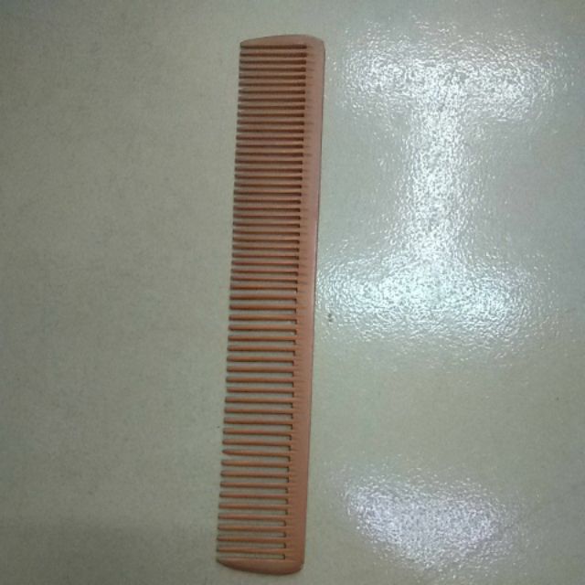 Lược gỗ trung