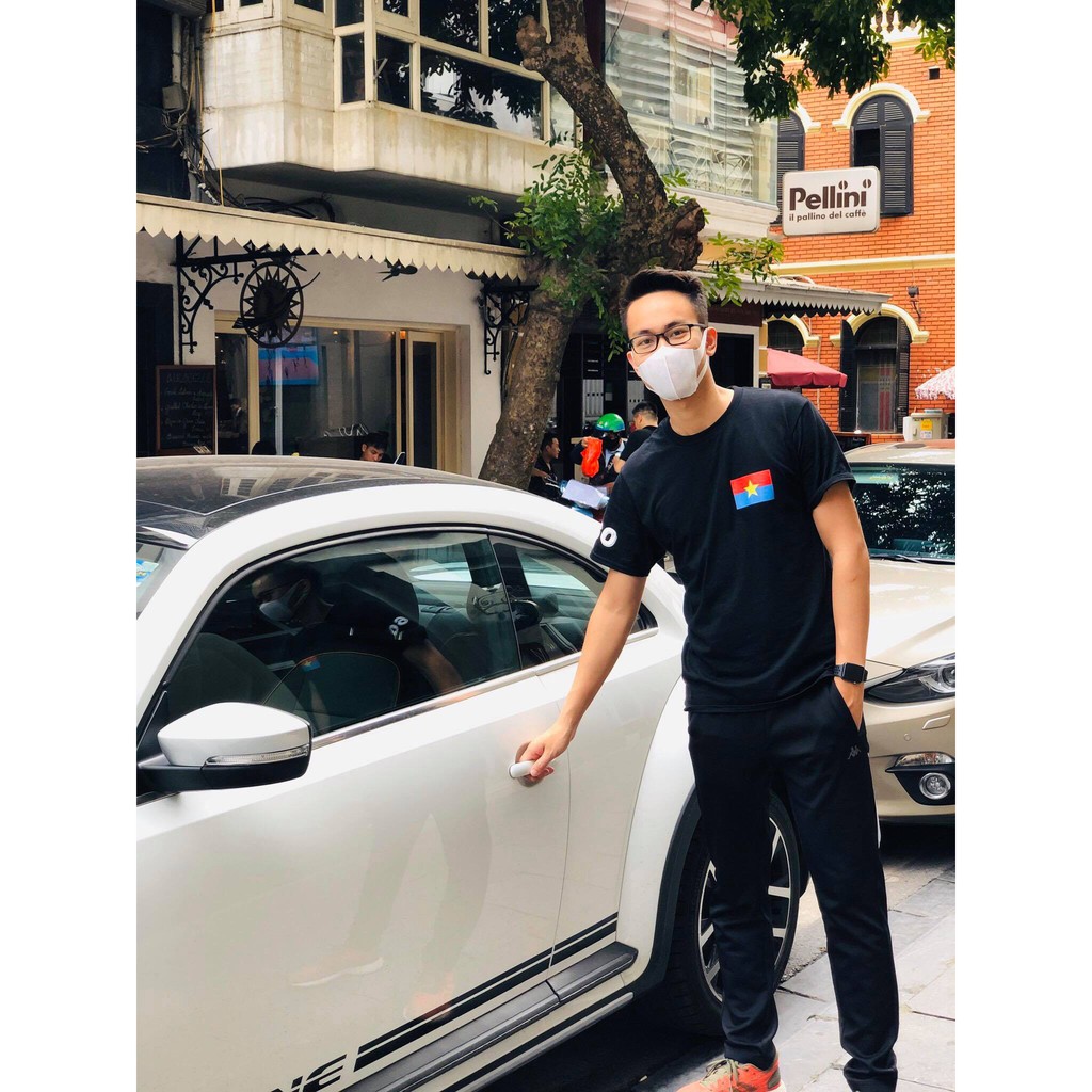 Áo phông cờ Giải Phóng