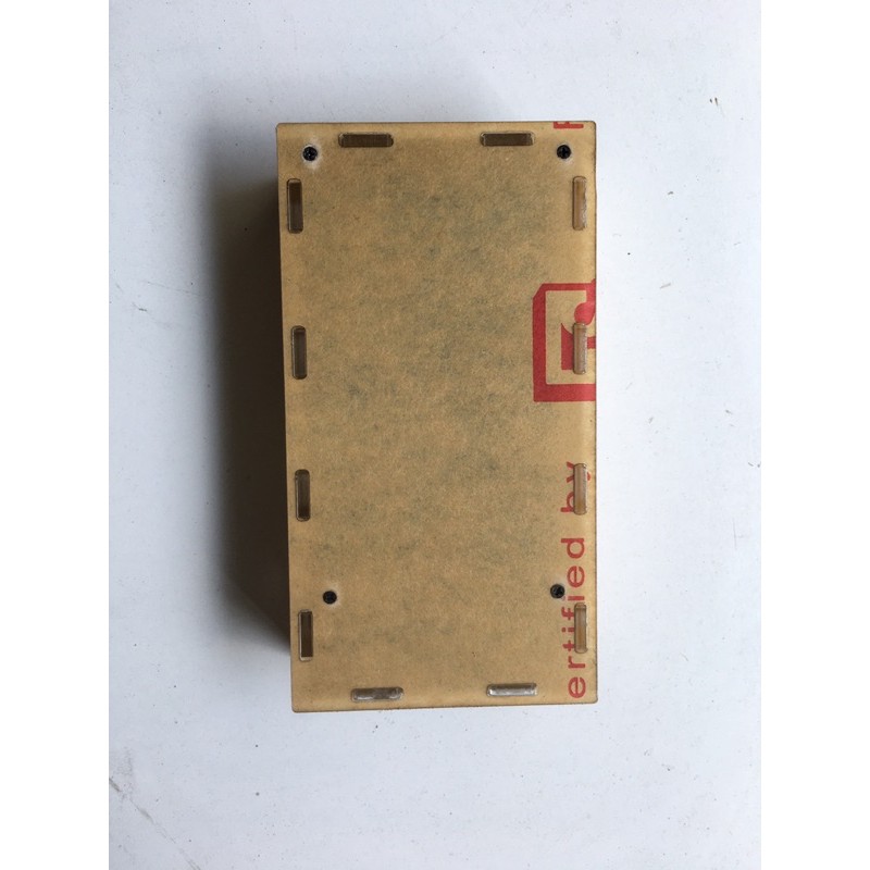 Box sạc dự phòng mica 4 cell 26650