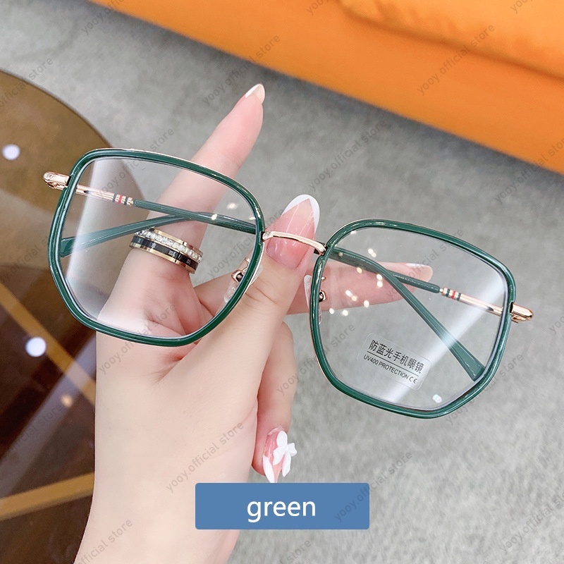 Mắt kính chống bức xạ thiết kế thời trang