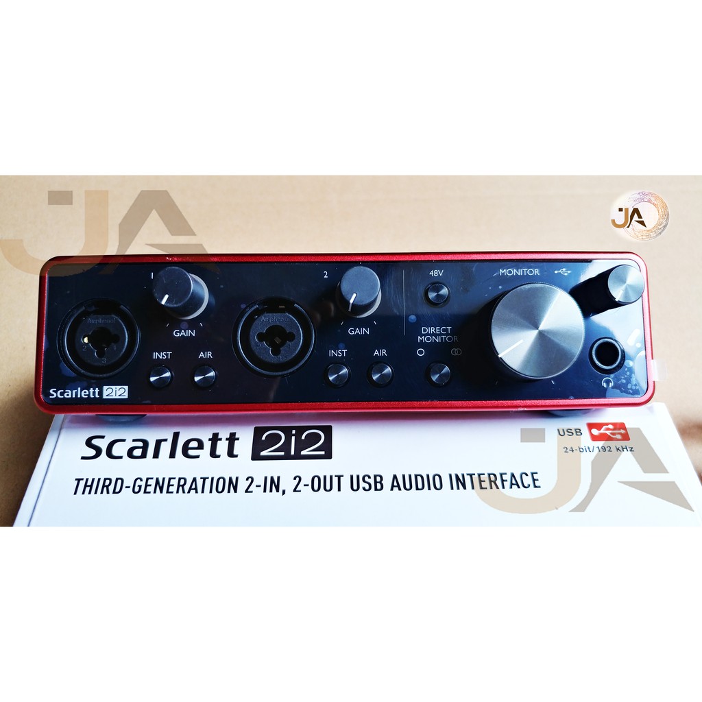 Sound card thu âm Focusrite Scarlett 2i2 (3rd Gen)