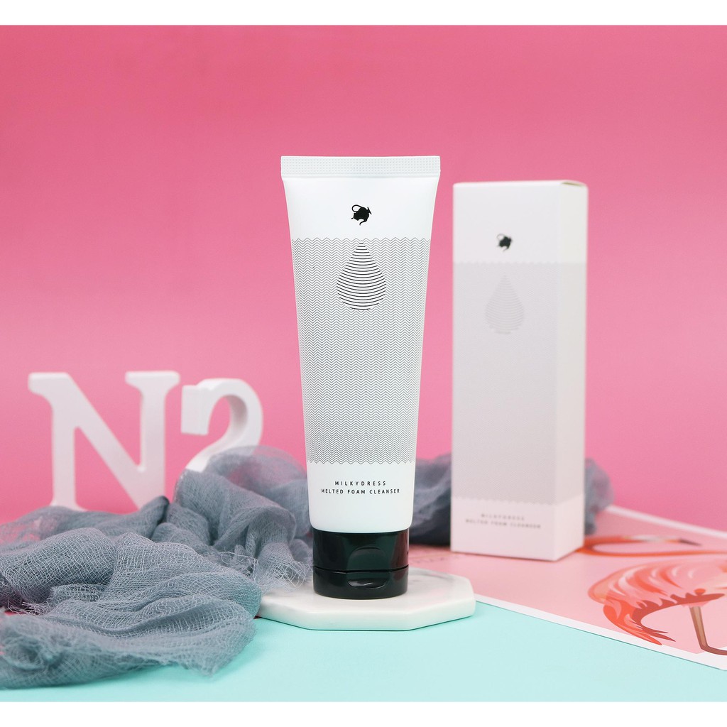 Sữa rửa mặt giữ ẩm Milky dress