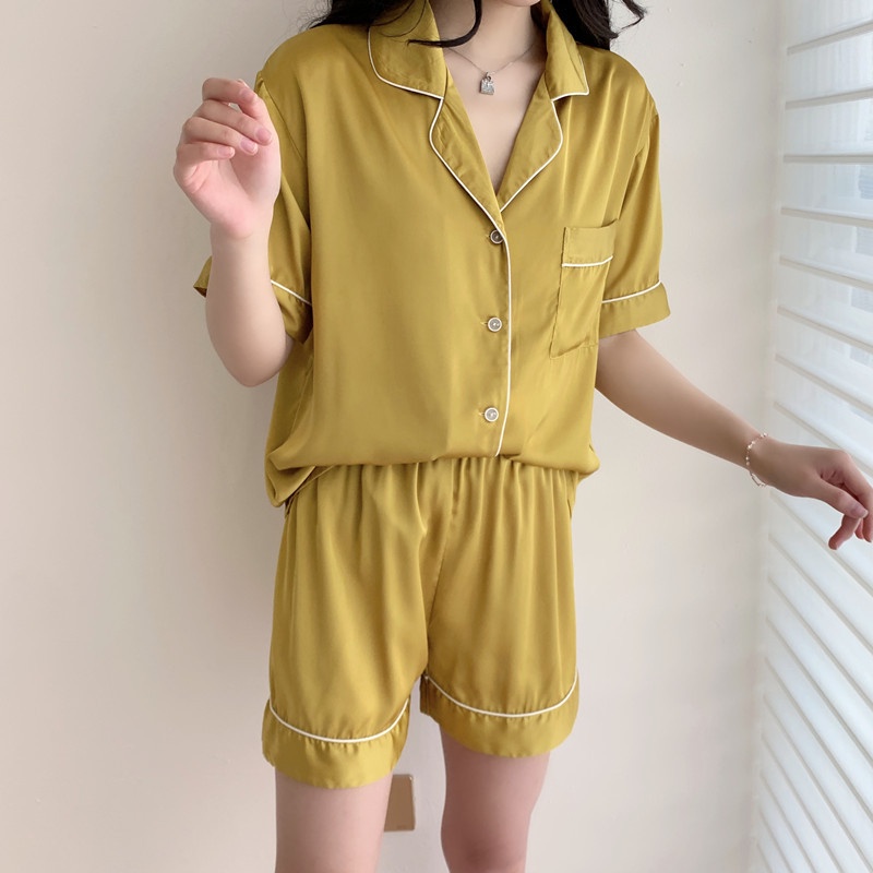 Bộ Đồ Ngủ Tay Ngắn Dáng Rộng Vải Lụa Satin Dành Cho Nữ