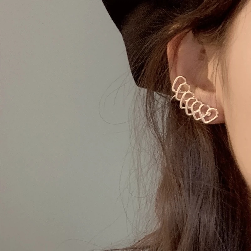 Khuyên tai phối hình trái tim rỗng đơn giản thiết kế thời trang mùa hè Hàn Quốc