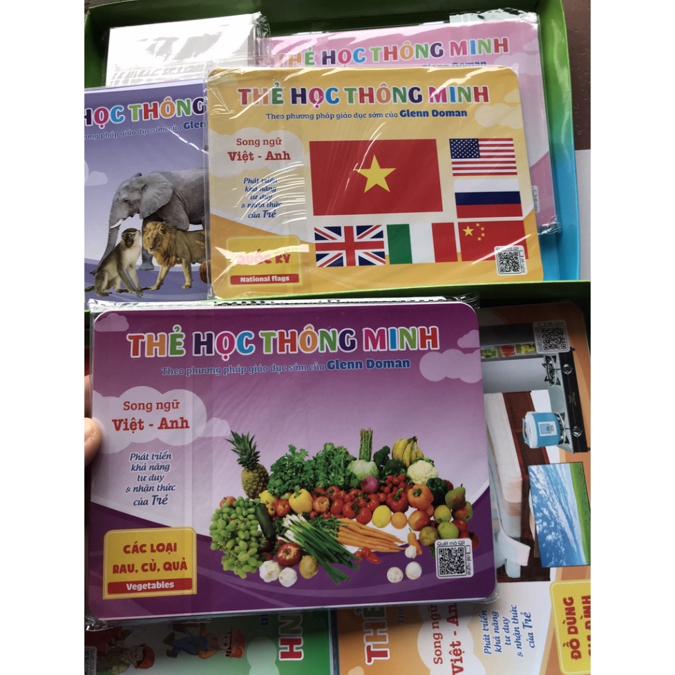 Bộ thẻ học thông minh 15-16 chủ đề song ngữ cho bé