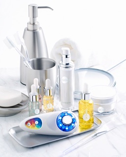 (Sale) Máy massage đẩy tinh chất Tri-light, LIMITED EDITION OPTIMIZER VOYAGE TRI-LIGHT