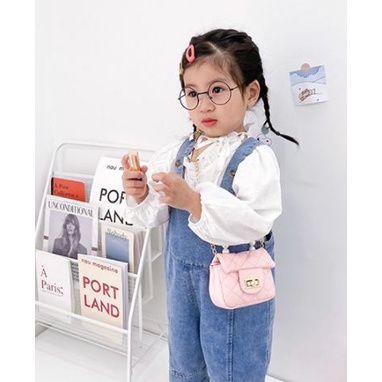 Túi đeo chéo da mềm xịn xò có khóa siêu dễ thương cho bé gái