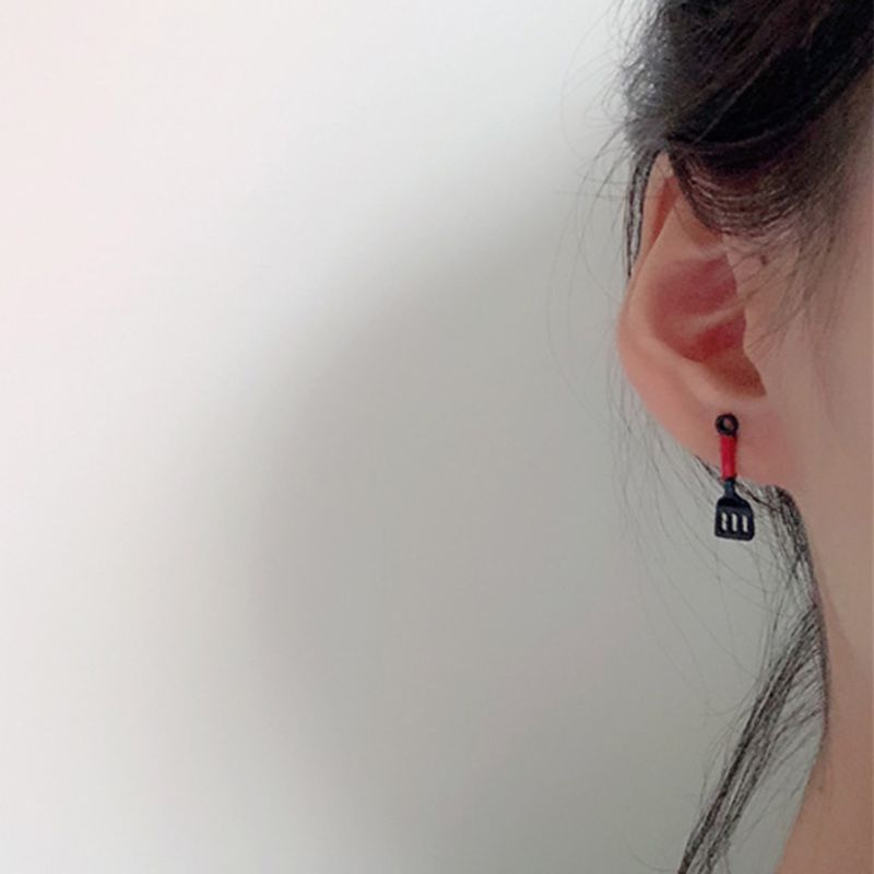 1 Đôi Khuyên Tai Không Đối Xứng Hình Chảo Chiên / Trứng Chiên Mi