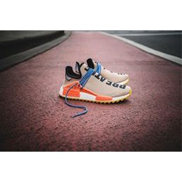 Giày Adidas Human race ( màu đặc biệt)