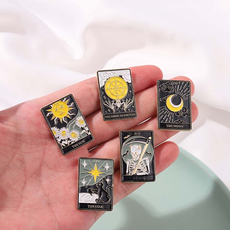 Ghim Cài Áo Hình Bộ Xương Tarot Tráng Men Phong Cách Gothic Punk Thích Hợp Làm Quà Tặng Cho Bé