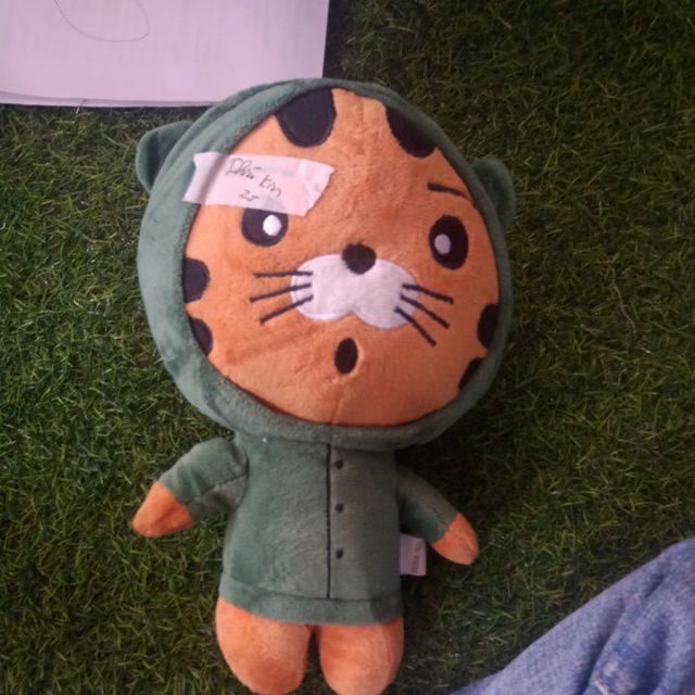 Gấu  bông  dễ  thương