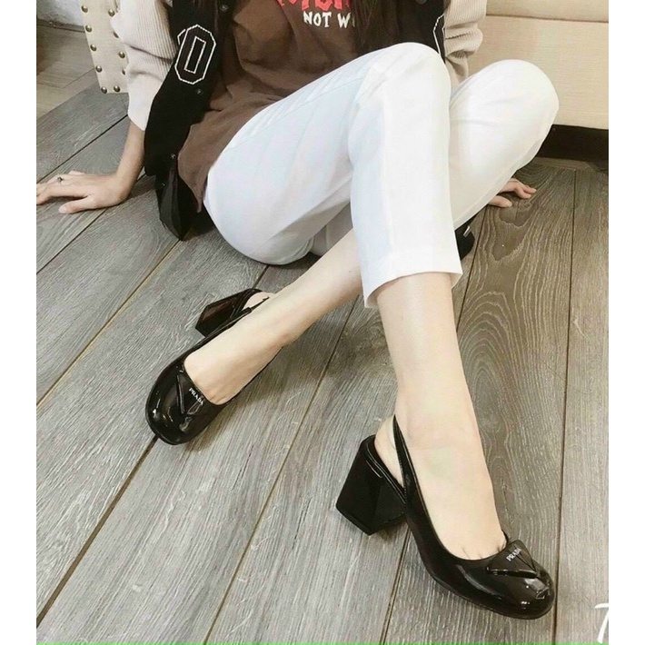 giày mới về - hàng có sẵn bên shop