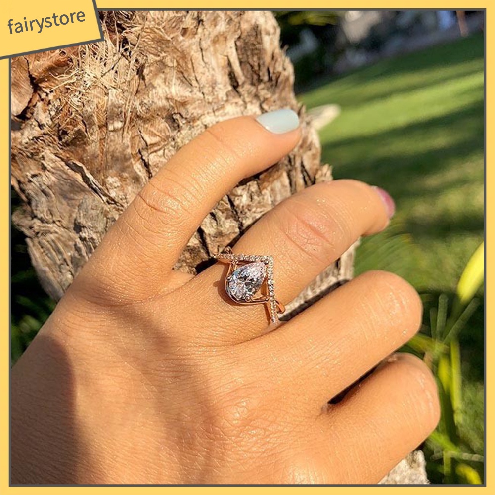 Nhẫn Hợp Kim Đính Đá Hình Giọt Nước Xinh Xắn