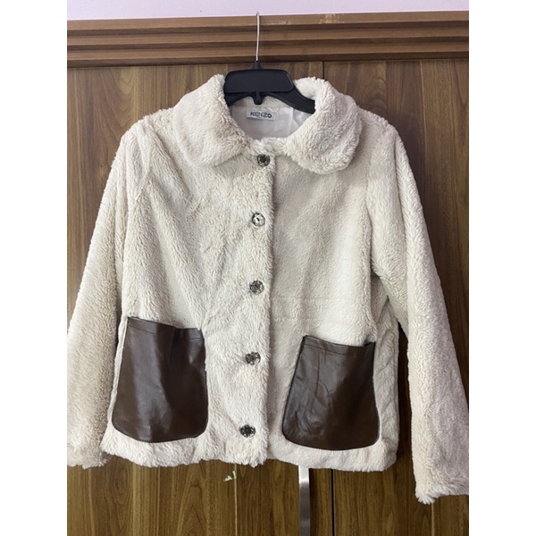 Áo khoác lông pass