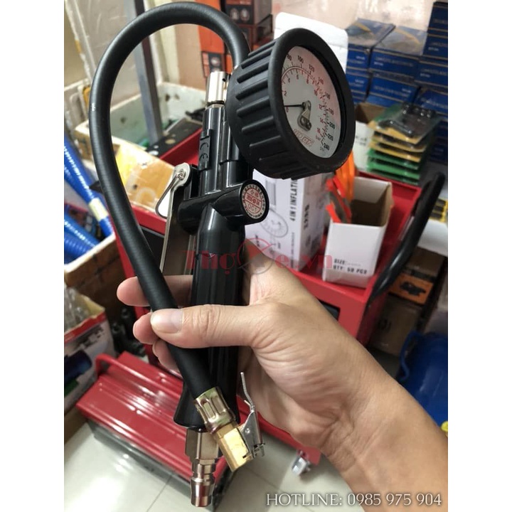 Tay bơm lốp có đồng hồ Nhật Bản - Đồng hồ + Vòi bơm hơi - Thế Giới Thợ Xe