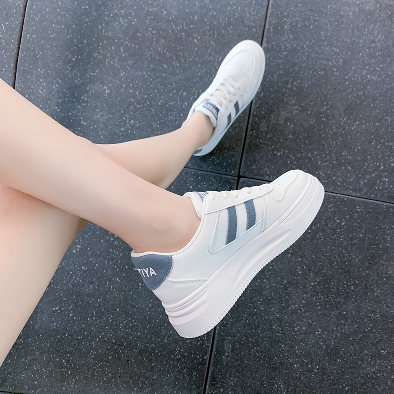 Giày thể thao nữ đế cao, Giày ulzzang nữ trắng 2 sọc hot 2022 Hàn quốc TOPSHOES Size 36- 40