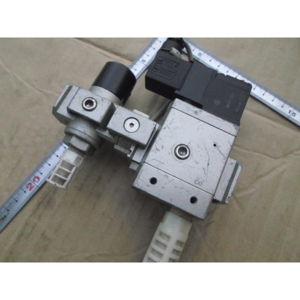 Van áp, đồng hồ cũ xịn rẻ
