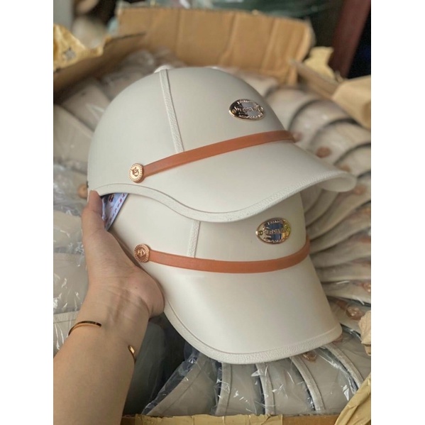Mũ bảo hiểm lưỡi trai thời trang Demen có khoét lỗ sau cột tóc hàng cty chính hãng
