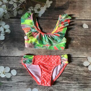 Đồ  bơi  cho các  bé  từ  15-25kg   hàng  việt  nam xuất  khẩu  nhé  các  mẹ,  đồ  bơi  thì   nhà  e bao chất  lượng