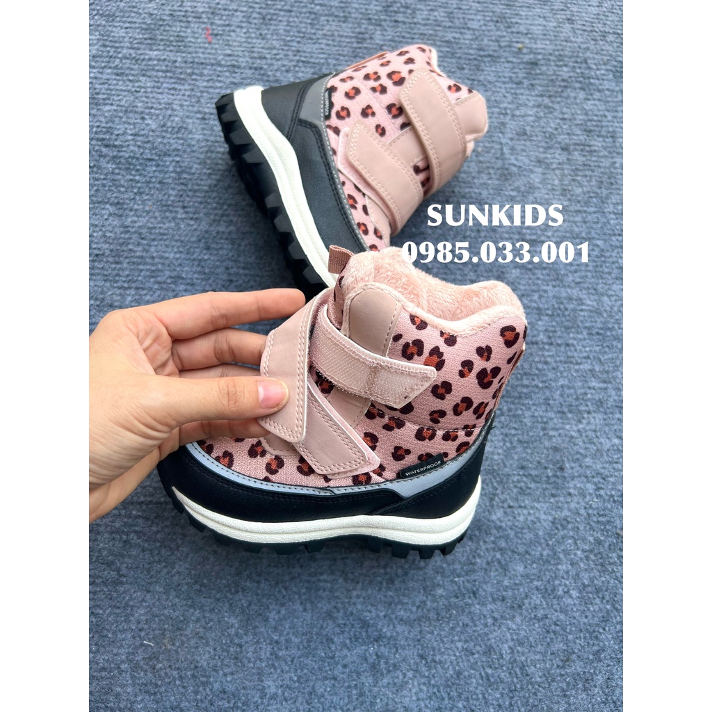 Giày cao cổ lót lông quai dán