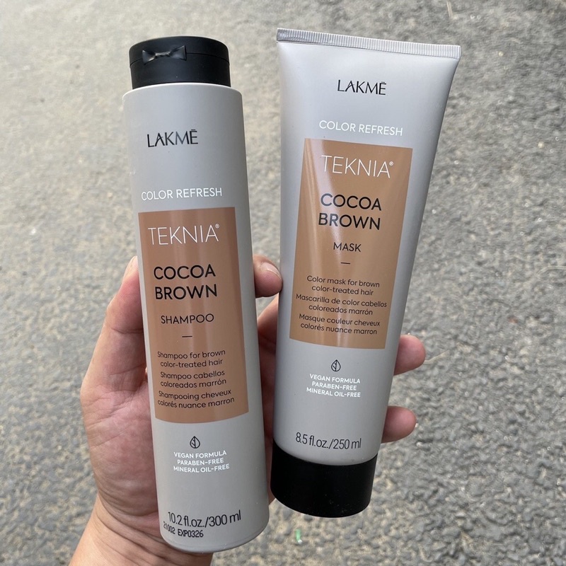 Kem ủ tóc cho tóc nhuộm nâu Lakme Teknia Cocoa Brown Treatment Refresh 250ml