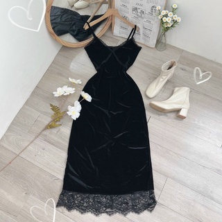 Đầm đen body nhung viền ren