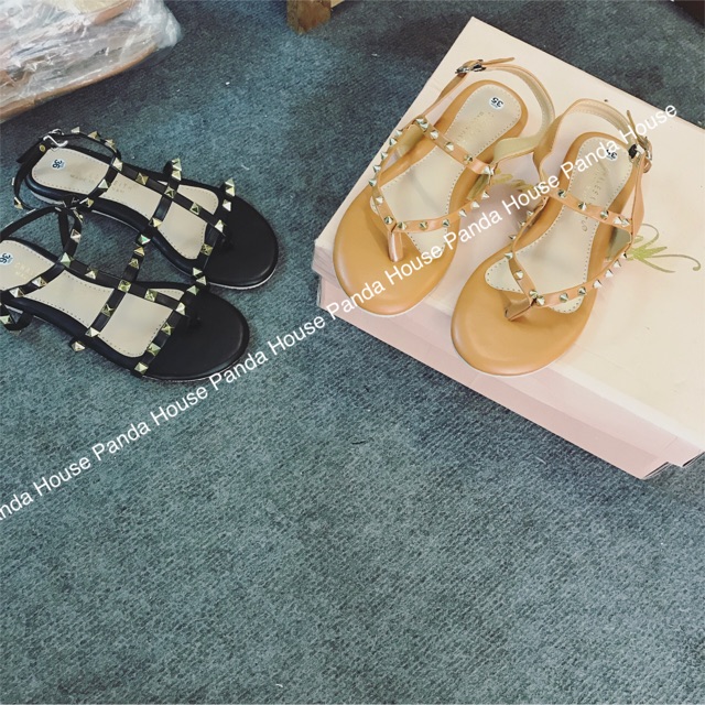Xả kho sandal đinh lẻ size - 150k