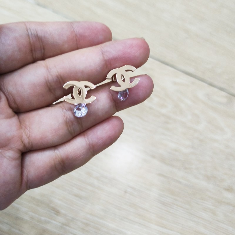 Bông Tai Nữ Titan Ko Han Rỉ TT 3994