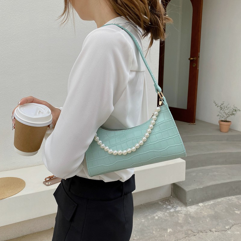 Summer pearl underarm baguette bag female 2021 new trendy niche design wild crocodile pattern high-quality small satchel