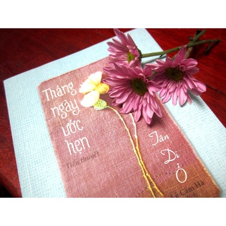 Sách - Tháng ngày ước hẹn