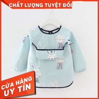 Áo yếm cho bé tập ăn dặm