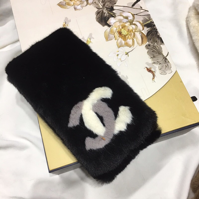 Khăn Quàng Cổ Lông Thương Hiệu Phong Cách Hq Sang Chảnh Cao Cấp