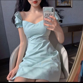 Váy xoè xanh tay ngắn