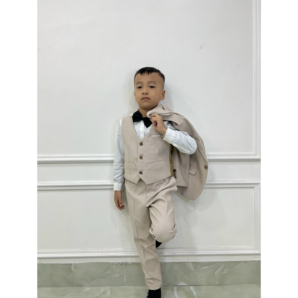 Bộ Comple Vest Cho Bé Trai Màu Trắng Sữa Sang Trọng Lịch Lãm 3 Chi Tiết LETSVIET