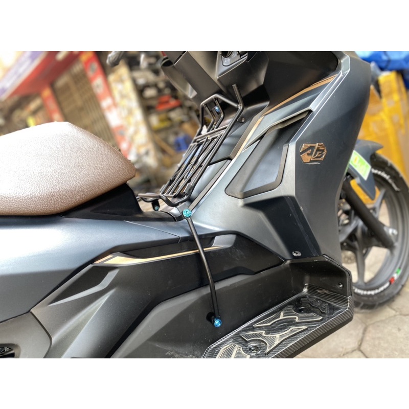 ốc titanium 6ly đầu sao salaya(giá 1 con)