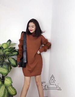 Váy len tay lông