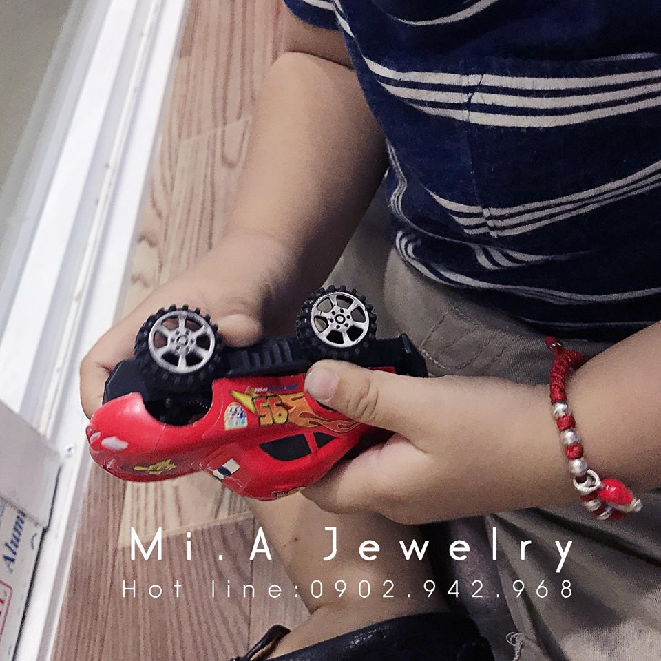 [Mã FAMAYFA2 giảm 10K đơn 50K] Vòng tết dây đỏ charm bạc 999 cho bé