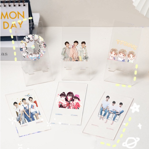 Giá đỡ điện thoại mica tfboys GDMC36 giá cute dễ thương trong suốt hoạt hình idol thần tượng