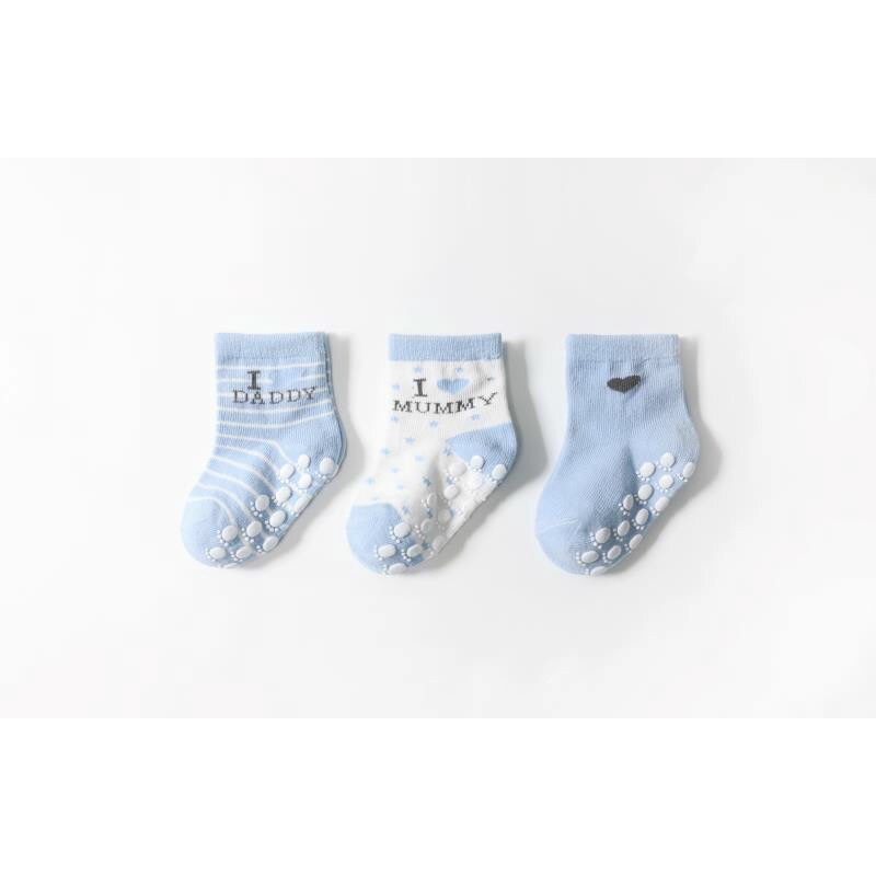 Sét 3 đôi tất cotton cổ cao chống trượt mummy daddy cho bé