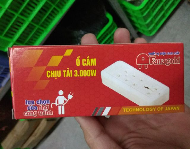 10 ổ cắm 4 chân chịu tải 3000w Fanagold