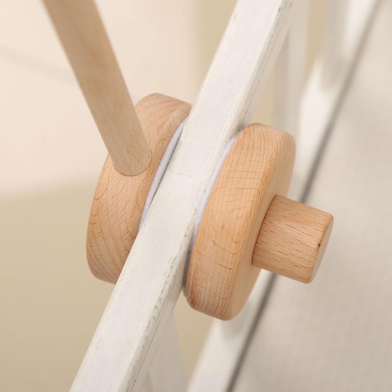 Giá Đỡ Đồ Chơi Di Động Treo Nôi Em Bé Xoay Được Tiện Lợi