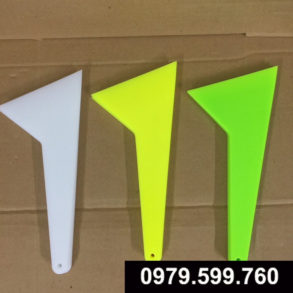 Dụng cụ lược dán phim tam giác