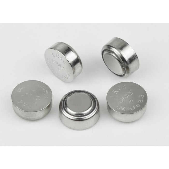 Pin đồ chơi trẻ em LR44 lắp vào đèn chiếu sáng