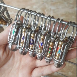 Móc khóa uốn nghệ thuật