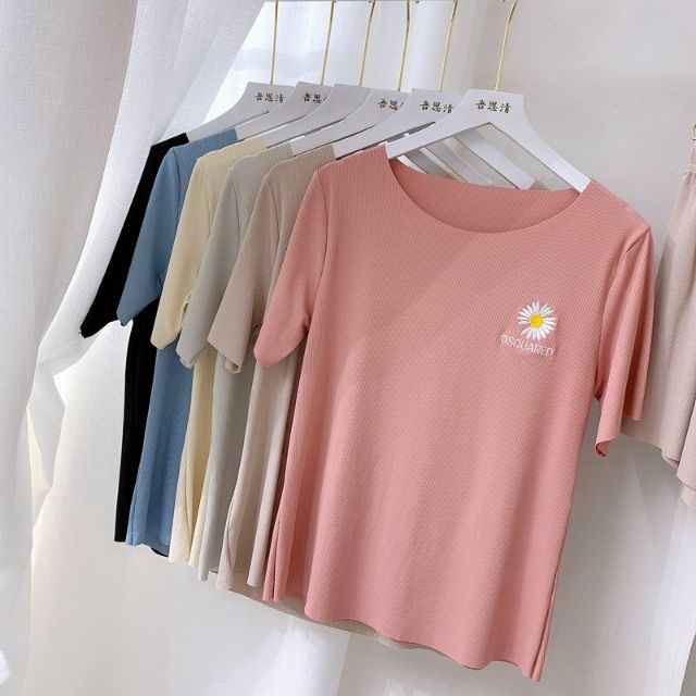 Bộ mặc nhà thêu hoa cúc