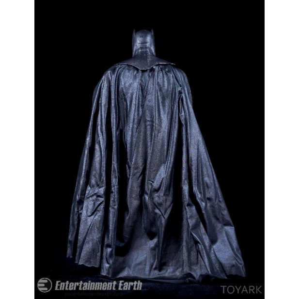 Mô hình Neca 1/4 Batman BvS