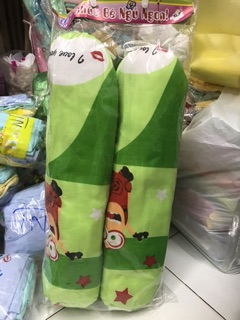 Cặp gối ôm giá rẻ cho bé (dài gối 45cm)