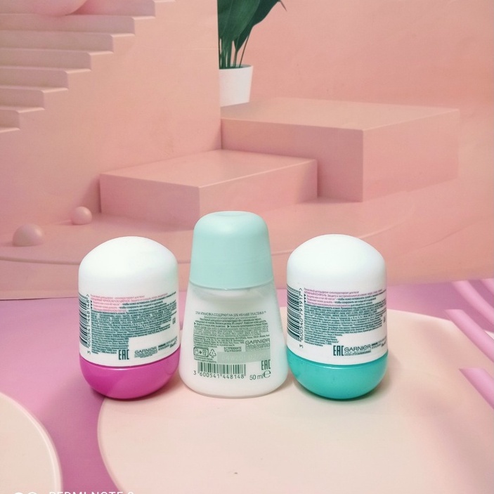 Lăn nách garnier Nga